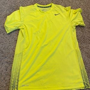 Men’s Nike shirt size medium